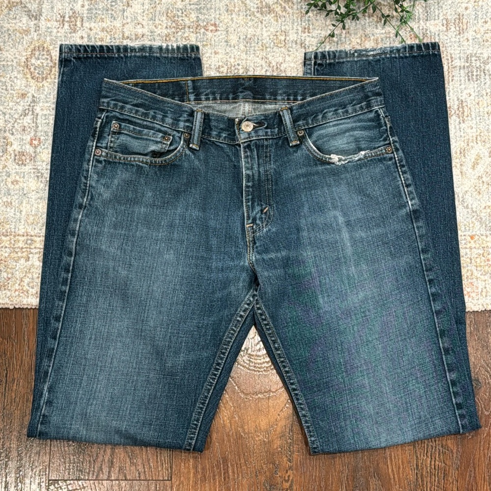 Levi’s 514 jeans